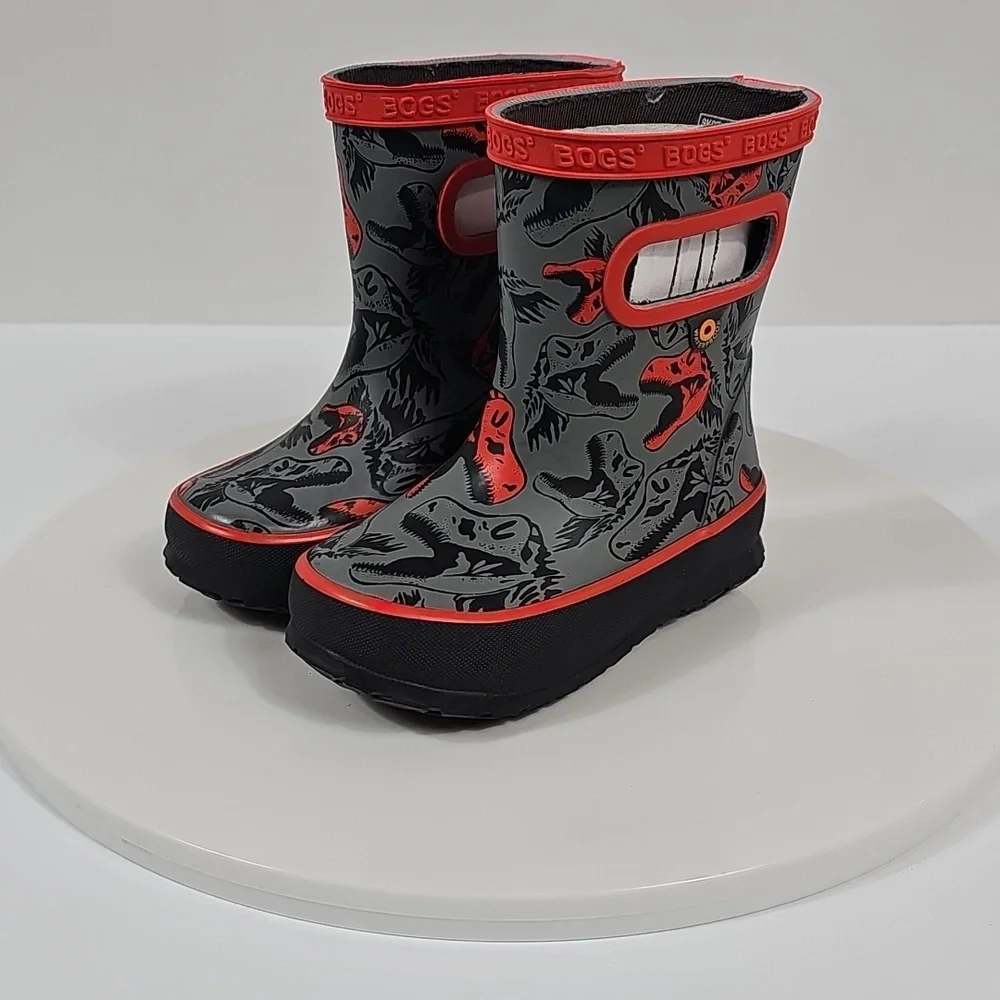 NIB Bogs Kids Skipper Cool Dino Rain Boots Size 5 Red Gray Waterproof Outdoor
